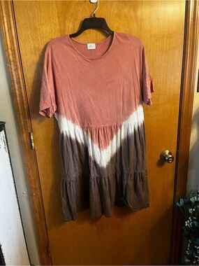 Boutique size large Tie-Dye Tiered Swing Dress - Dusty Rose/Brown